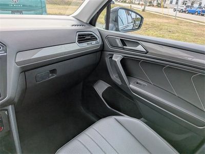 2023 Volkswagen Tiguan - Photo 16