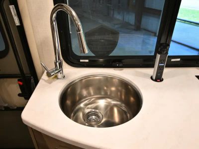 2026 Thor Motor Coach DELANO — photo 10 view
