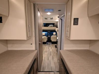 2026 Thor Motor Coach DELANO — photo 29 view