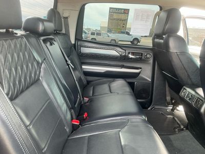 2014 Toyota Tundra 4WD Truck — photo 18 view