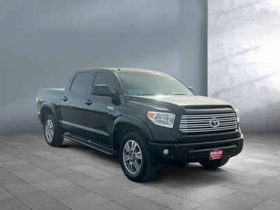 2014 Toyota Tundra 4WD Truck — photo 8 view