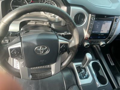 2014 Toyota Tundra 4WD Truck — photo 14 view