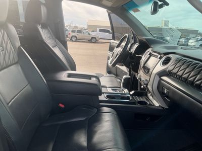 2014 Toyota Tundra 4WD Truck — photo 20 view