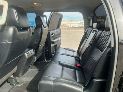 2014 Toyota Tundra 4WD Truck — photo 17 view