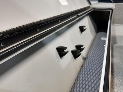 2024 SeaArk FXT 2072 Deluxe CC with Yamaha Motor — photo 17 view
