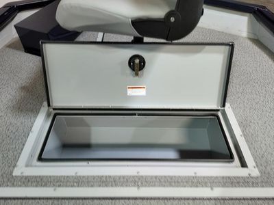 2024 SeaArk FXT 2072 Deluxe CC with Yamaha Motor — photo 26 view