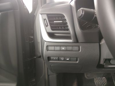 2025 Nissan Rogue — photo 13 view
