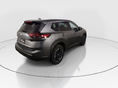 2025 Nissan Rogue — photo 7 view