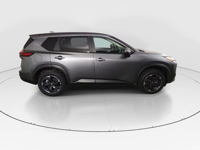 2025 Nissan Rogue — photo 8 view