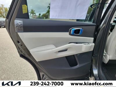 2026 Kia Sorento Hybrid — photo 15 view