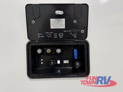 2025 Ember RV E-Series - Photo 12