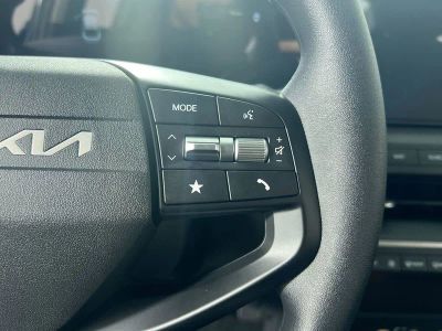 2026 Kia K4 — photo 21 view