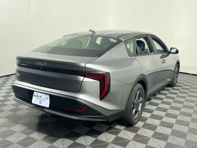 2026 Kia K4 — photo 9 view