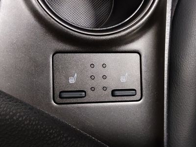 2024 Toyota Camry - Photo 18