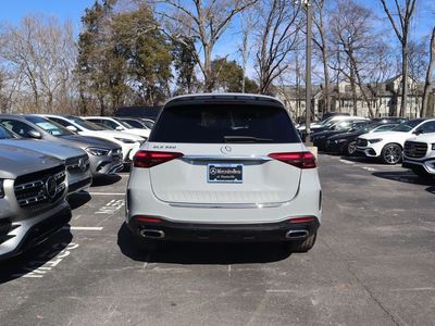 2025 Mercedes-Benz GLE - Photo 4