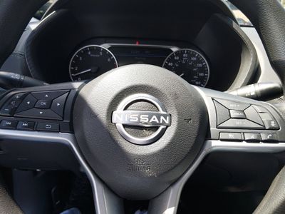 2024 Nissan Sentra — photo 12 view