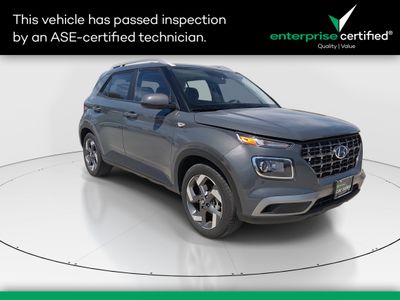 2025 Hyundai Venue SEL IVT — front three-quarter view