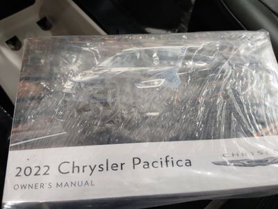 2022 Chrysler Pacifica - Photo 18