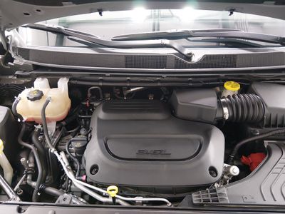 2022 Chrysler Pacifica - Photo 9