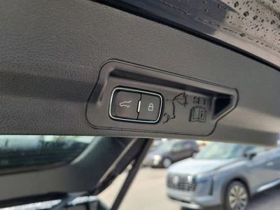 2022 Ford Explorer — photo 9 view