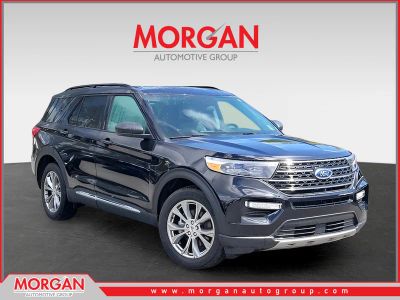 2022 Ford Explorer XLT in Black — front three-quarter view