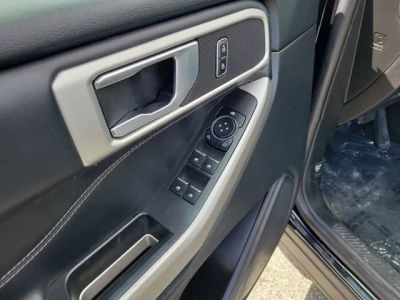 2022 Ford Explorer — photo 11 view