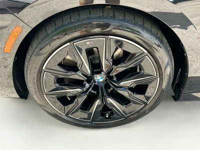 2024 BMW 7 Series — photo 35 view