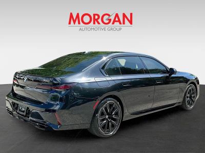 2024 BMW 7 Series — photo 7 view