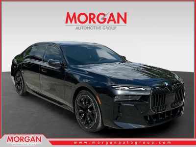 2024 BMW 7 Series 760i xDrive in Black — front three-quarter view