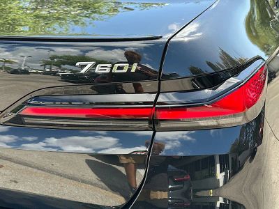 2024 BMW 7 Series — photo 33 view