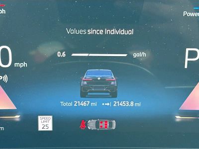 2024 BMW 7 Series — photo 12 view