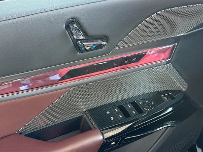 2024 BMW 7 Series — photo 18 view