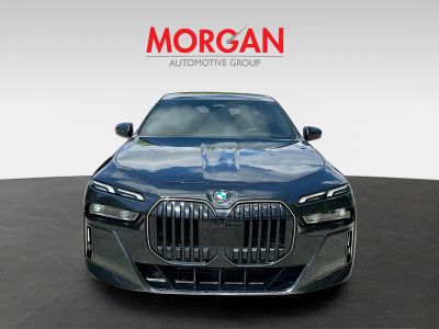 2024 BMW 7 Series — side profile view