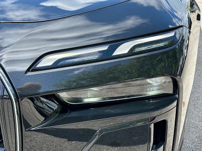 2024 BMW 7 Series — photo 32 view
