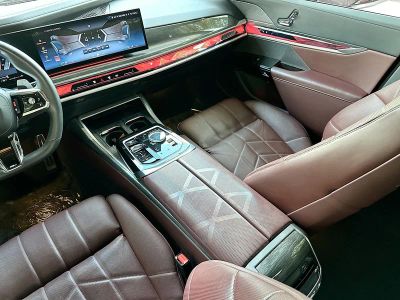 2024 BMW 7 Series — photo 25 view