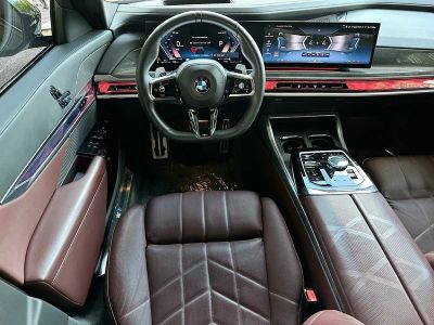 2024 BMW 7 Series — photo 24 view