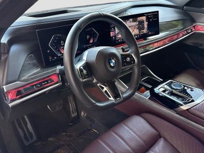 2024 BMW 7 Series — photo 9 view