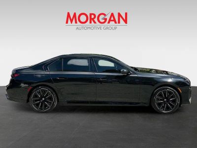 2024 BMW 7 Series — photo 8 view