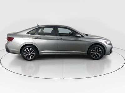2024 Volkswagen Jetta — photo 8 view