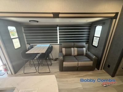 2025 Forest River RV Cardinal - Photo 14