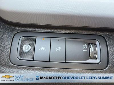 2027 Chevrolet Bolt - Photo 18