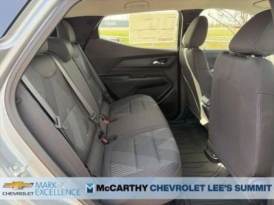 2027 Chevrolet Bolt - Photo 31