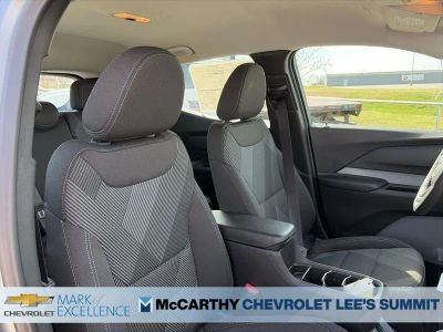 2027 Chevrolet Bolt - Photo 27