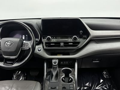 2023 Toyota Highlander - Photo 28