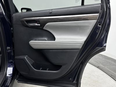 2023 Toyota Highlander - Photo 33