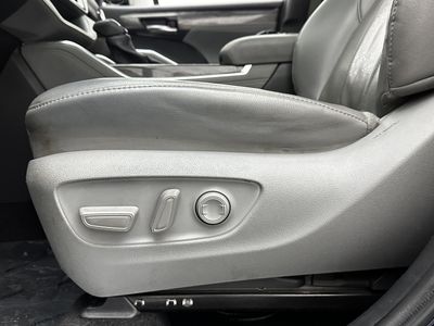 2023 Toyota Highlander - Photo 13