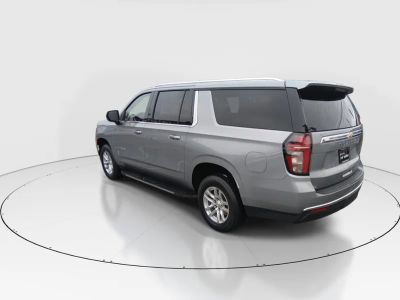 2024 Chevrolet Suburban - Photo 5