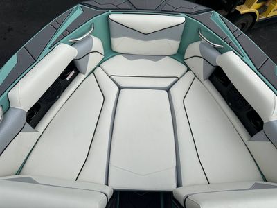 2024 Supreme S220 - Photo 11