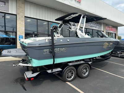 2024 Supreme S220 - Photo 3