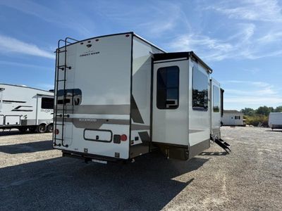 2026 Forest River RV Rockwood Signature - Photo 4